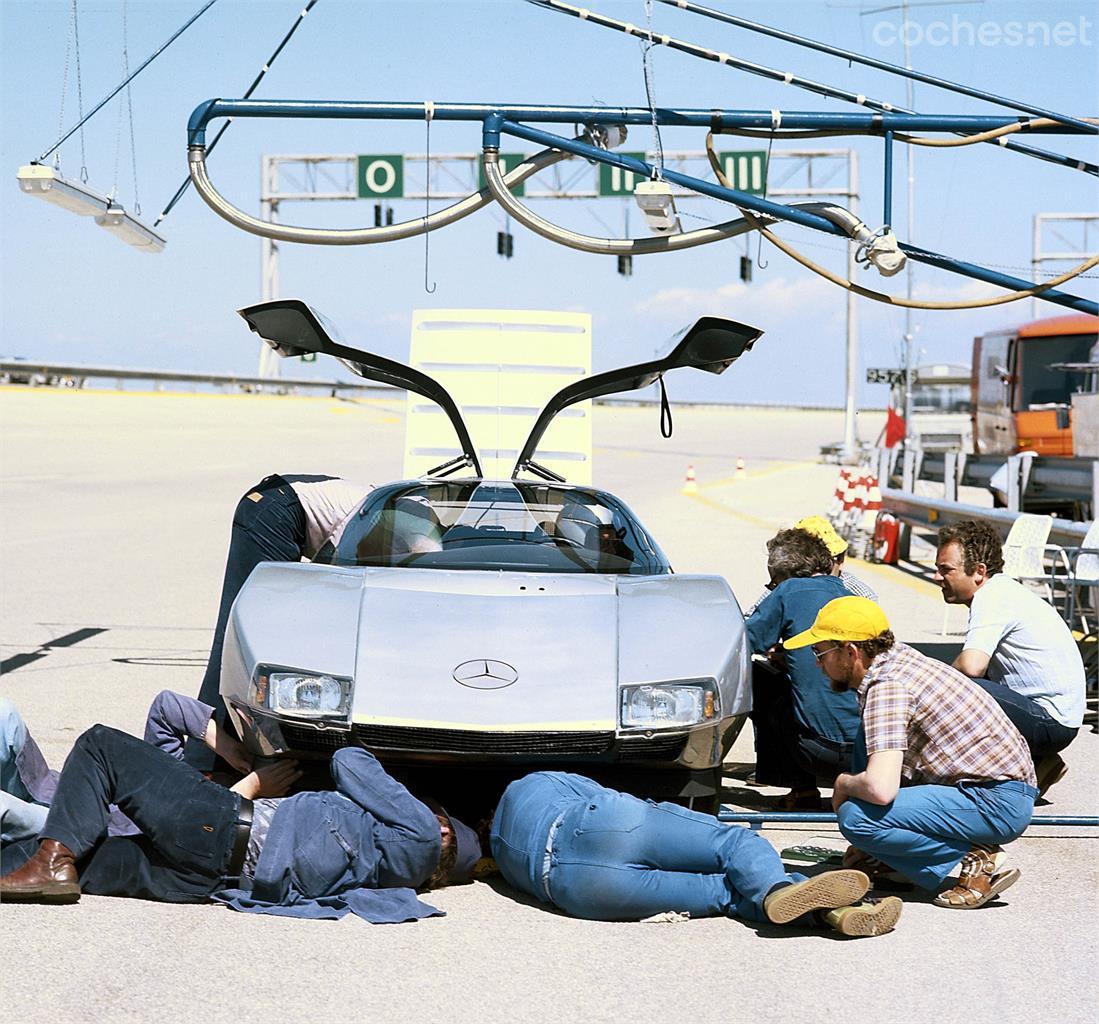 El tercero de los prototipos C 111 que Mercedes llevó a Nardò fue el C 111-III de 1978. Su motor diésel de 230 CV le permitió cruzar la barrera de los 300 km/h.