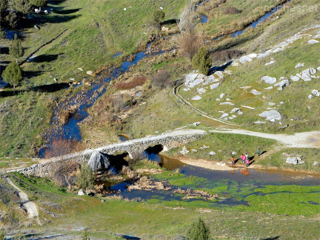 Puente romano o Puente Campanario sobre el río Lobos