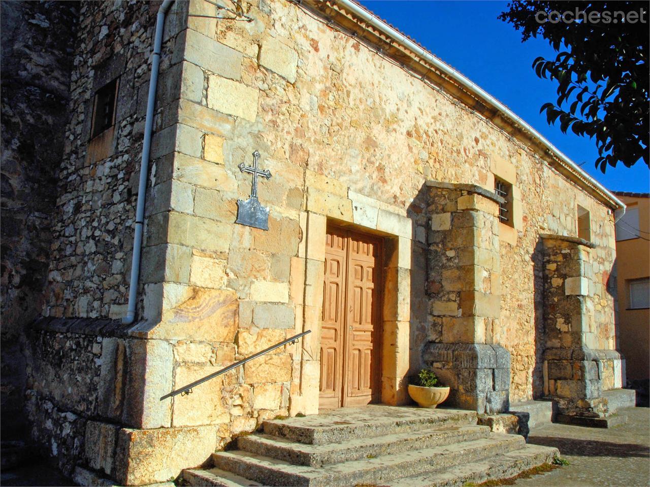 Portada de la Iglesia de Espejón