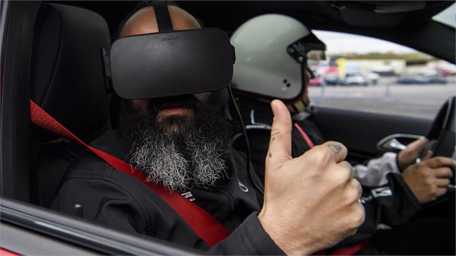 Realidad virtual innovadora gracias a las avanzadas gafas Oculus.