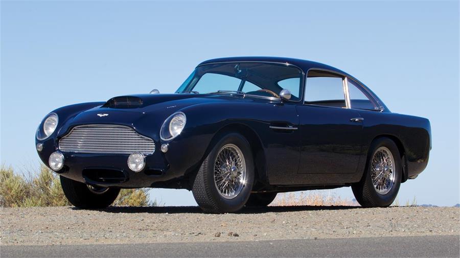 El Aston Martin DB4 GT es un coche de competición del que se fabricaron apenas 75 unidades entre 1960 y 1963 y cuya cotización se eleva a unos 3 millones de euros.