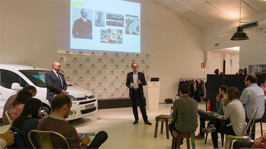 Laurent Bernard, director de Marketing de Citroën, y José Santiago, responsable de proyectos, durante la presentación de Citroën Advisor.