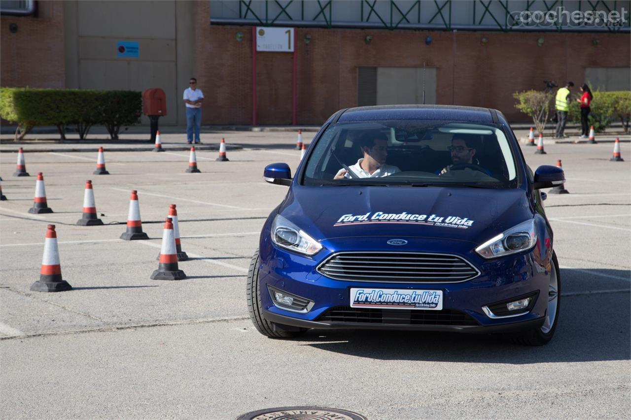 Ford: Cursos de conducción gratuitos para jóvenes