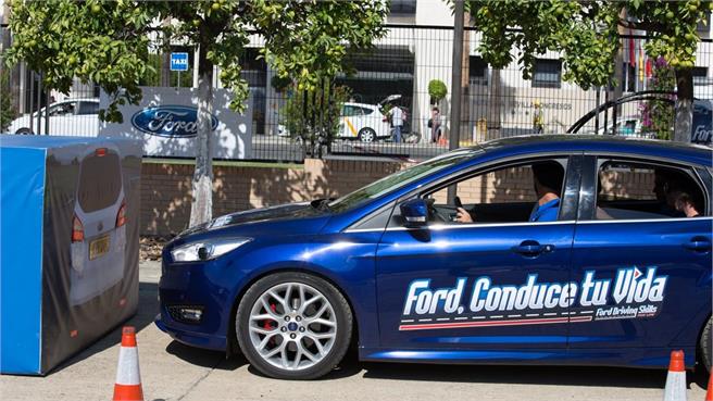 Más cursos Ford de conducción gratuitos