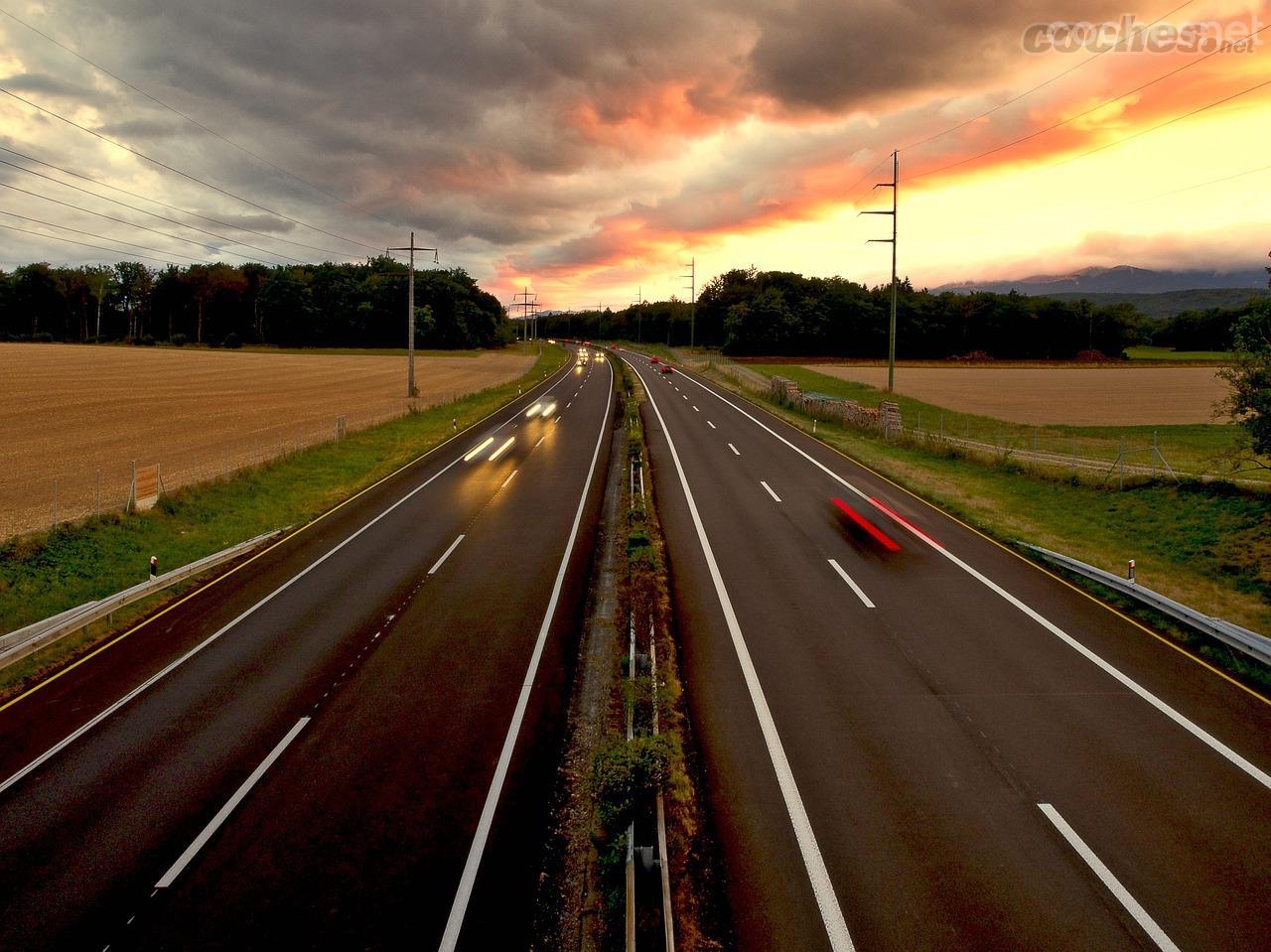 La DGT ha previsto 84 millones de desplazamientos por carretera entre julio y agosto.