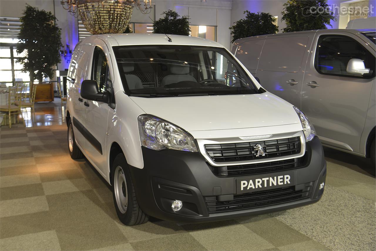 Peugeot Partner: la apuesta más segura para tu trabajo - Swipcar