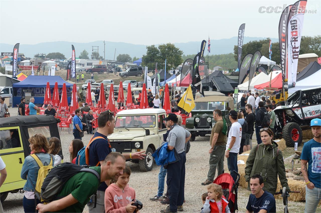 La Land Rover Party 2017 fue, un año más, una fiesta para todos los propietarios y aficionados a la marca Land Rover, desde los primeros Serie 1 hasta el novísimo Velar.