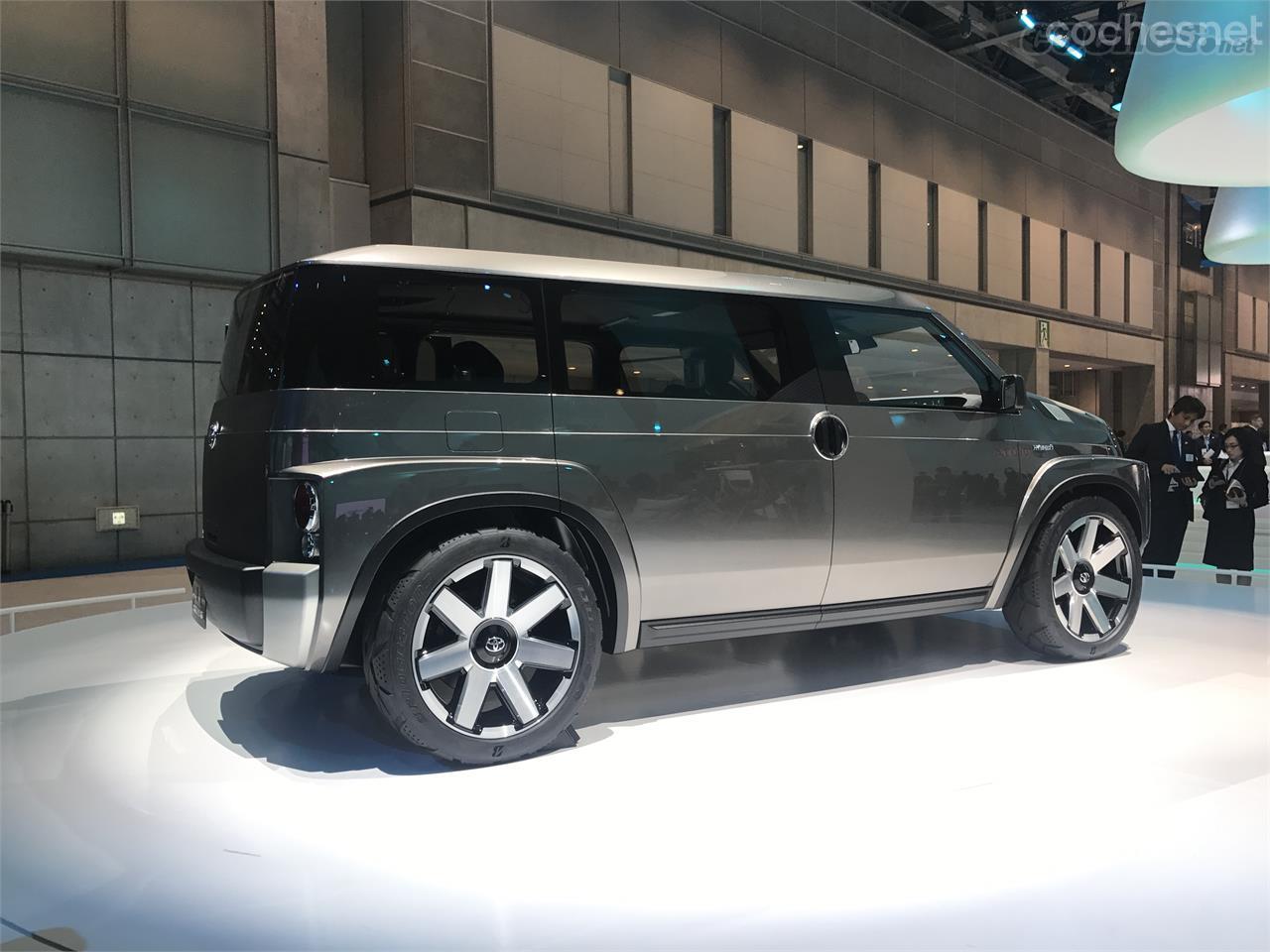 El Toyota TJ Cruiser es, todavía, un concept car, pero dentro de los vistos en el stand de Toyota es el que más visos tiene de llegar a producción.