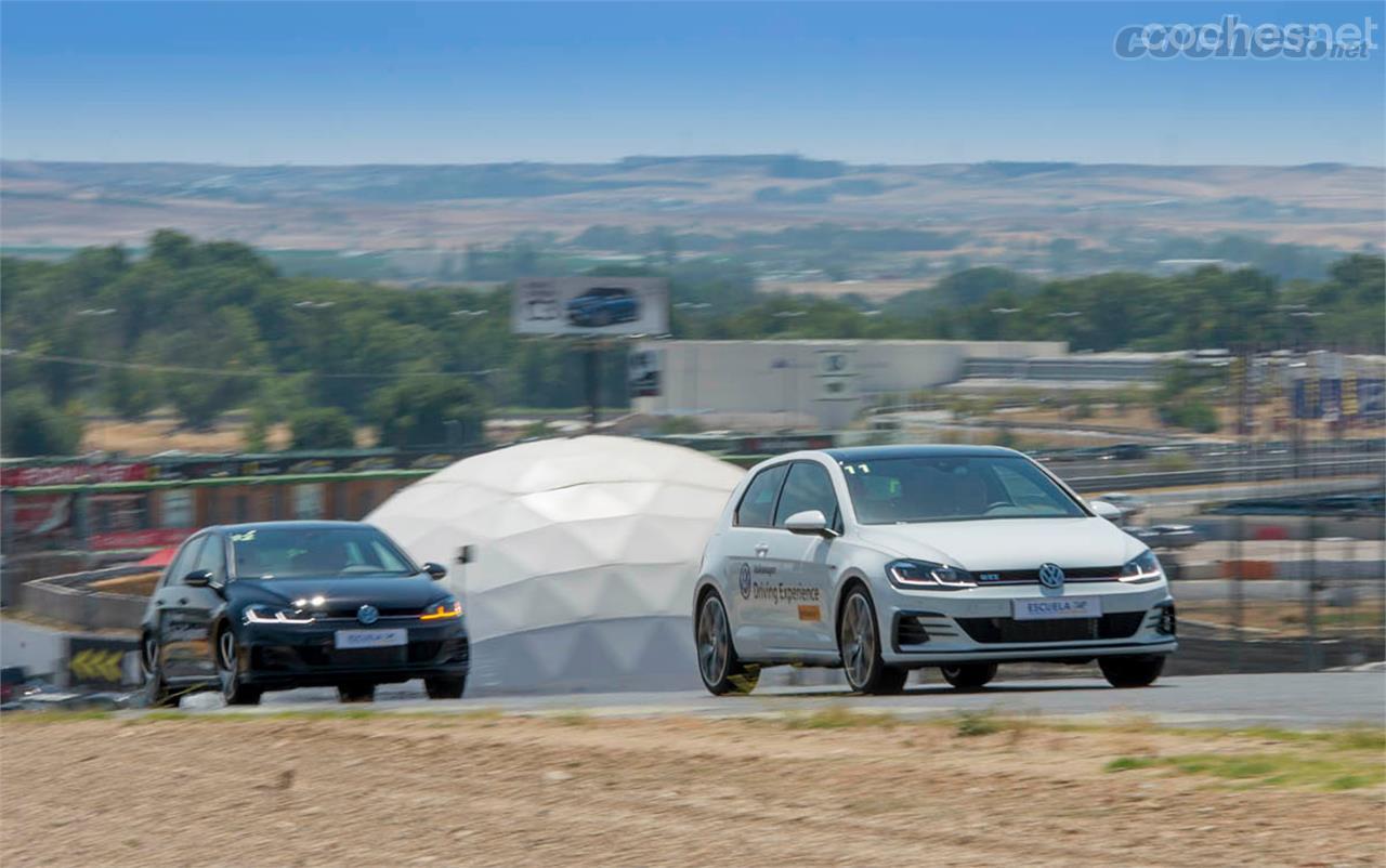 La Escuela R Volkswagen ofrece interesantes cursos de pilotaje en circuito para clientes y no clientes de la marca.