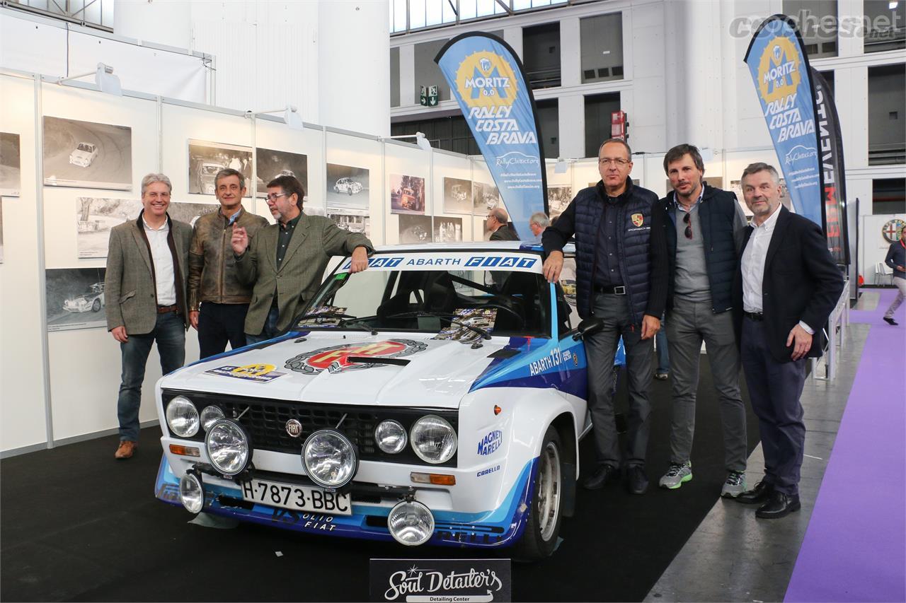 Luís Moya y Salvador Servià (ambos a la izquierda de la imagen hablando con Alex Romaní) participaron en el coloquio sobre el Rally Costa Brava.