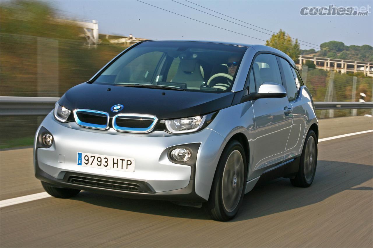 El BMW i3 se ofrece en versión 100% eléctrica y de autonomía extendida.