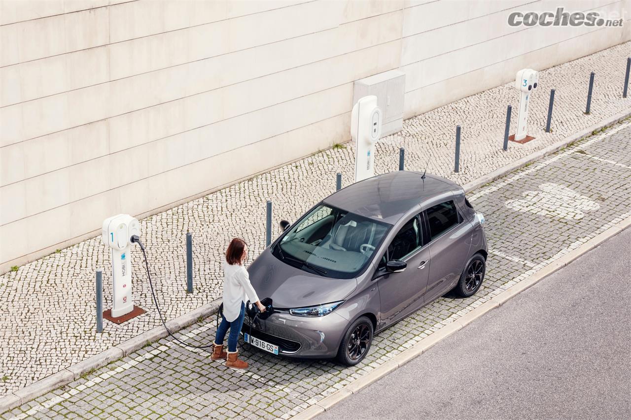 El Renault ZOE homologa una autonomía eléctrica de 400 kilómetros.