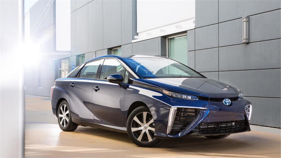 El Toyota Mirai, junto con el Hyundai ix35 Fuel Cell, únicos modelos de hidrógeno a la venta en nuestro país.