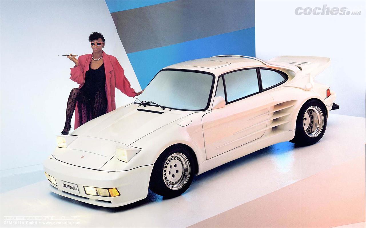 A principios de los 80 preparadores como Gemballa con creaciones como esta facturaban grandes sumas. Porsche tenía que reaccionar o se perdería esta parte del pastel.