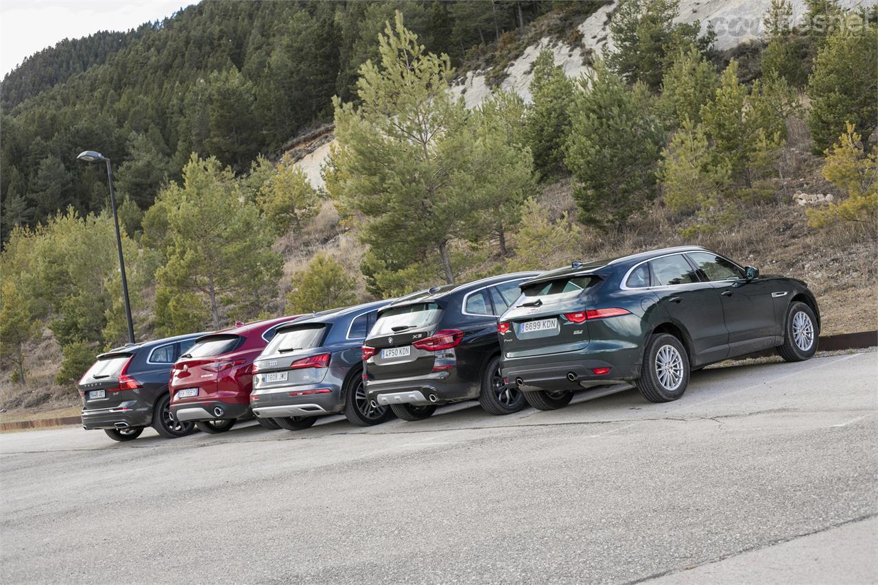 Cinco excelentes coches que arrancan en 50.000 euros y que se encarecen cuando montamos las principales opciones.