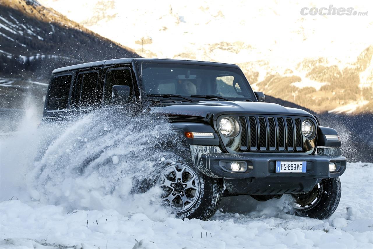 En la Jeep Winter Experience pudimos comprobar las buenas aptitudes de los modelos de la marca sobre nieve. El Wrangler nuevo es mucho más atractivo que el modelo anterior.