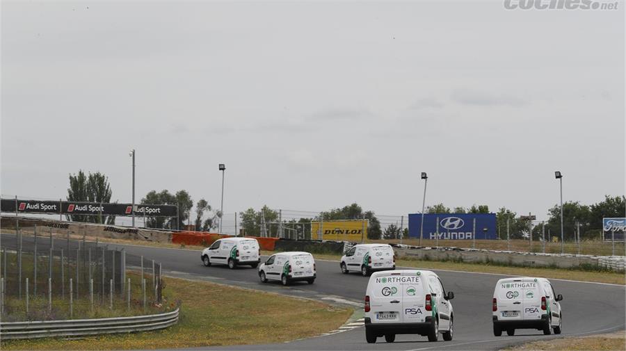 Citroën Berlingo y Peugeot Partner eléctricas, hasta 221 km de autonomía