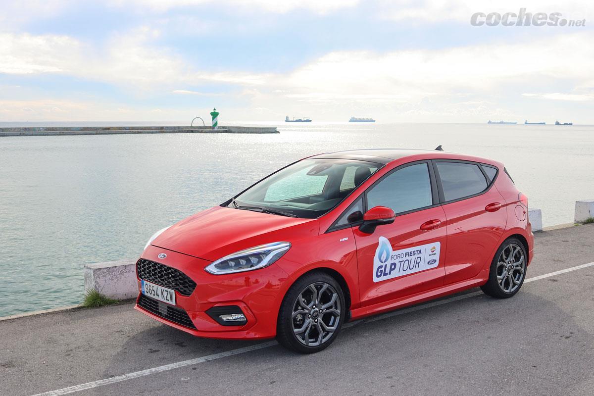 El Ford Fiesta GLP es idéntico al modelo gasolina, en este caso con acabado ST Line.