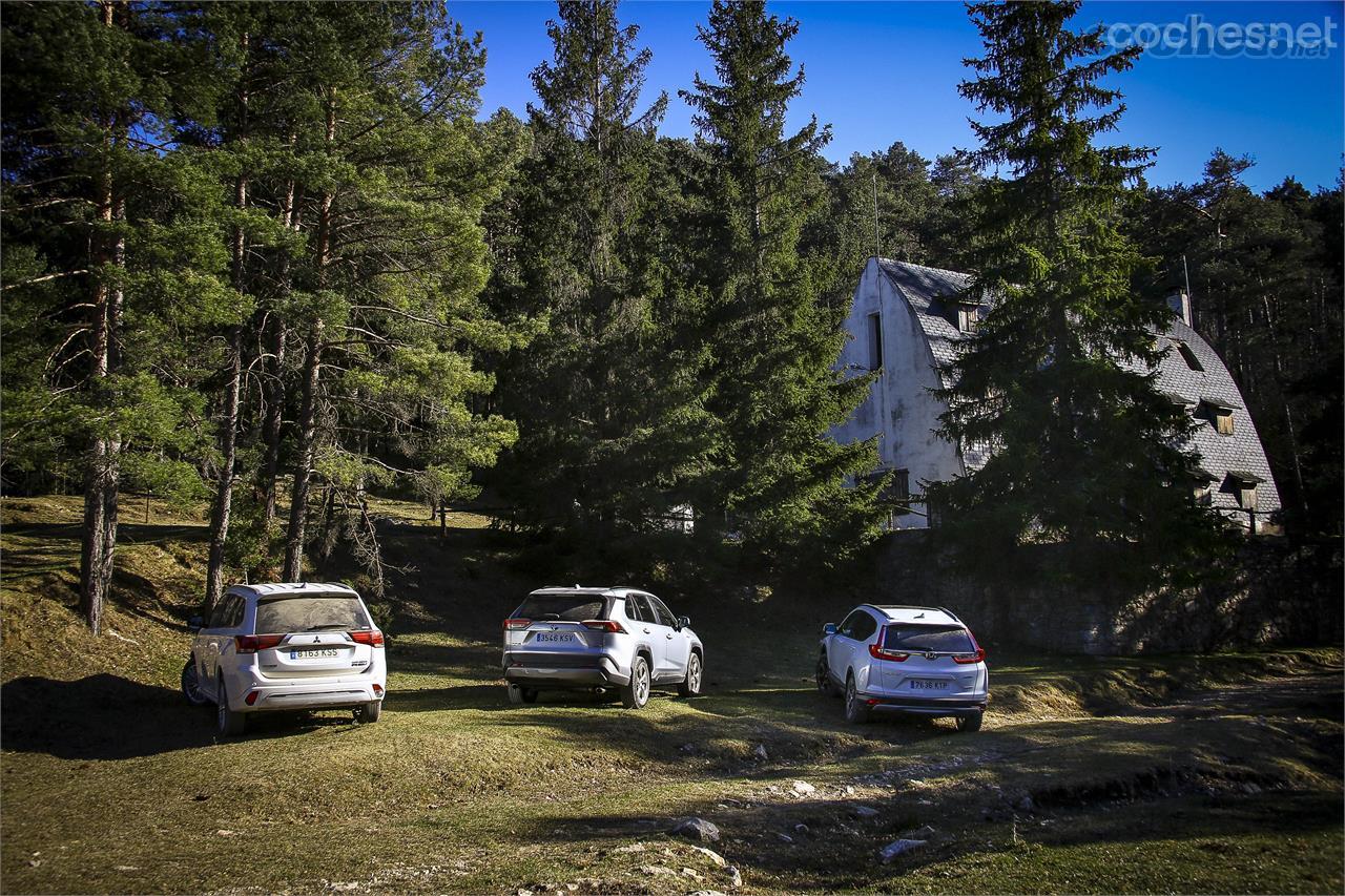 Sus sistemas de transmisión 4x4 permite que podáis ir a sitios relativamente remotos como éste. Al fondo, un chalet diseñado por Antoni Gaudí. 