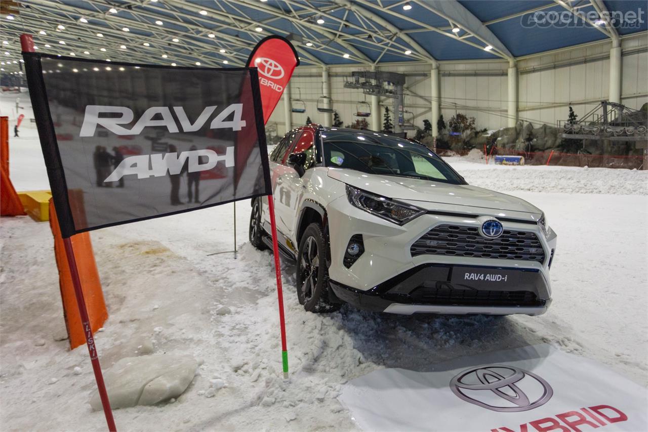 La tracción 4x4 AWD-i llega a los Toyota RAV4 y Prius