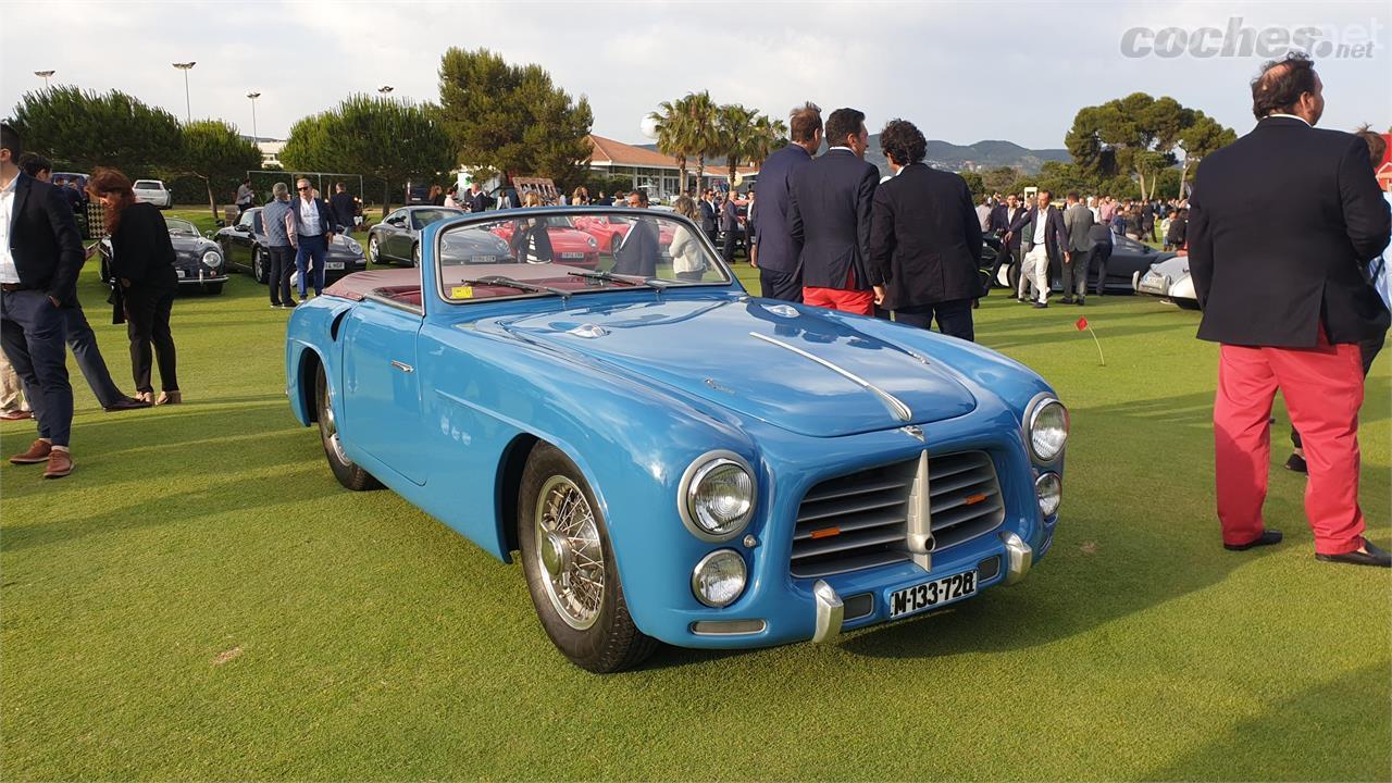 Este Pegaso Z-102 Enasa descapotable fue uno de los ganadores. Es una unidad única.