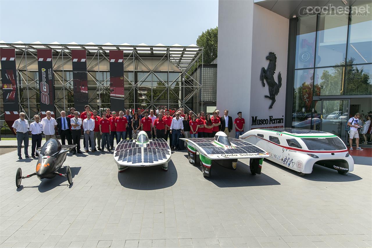 Cuatro "Ferrari" movidos por energía solar