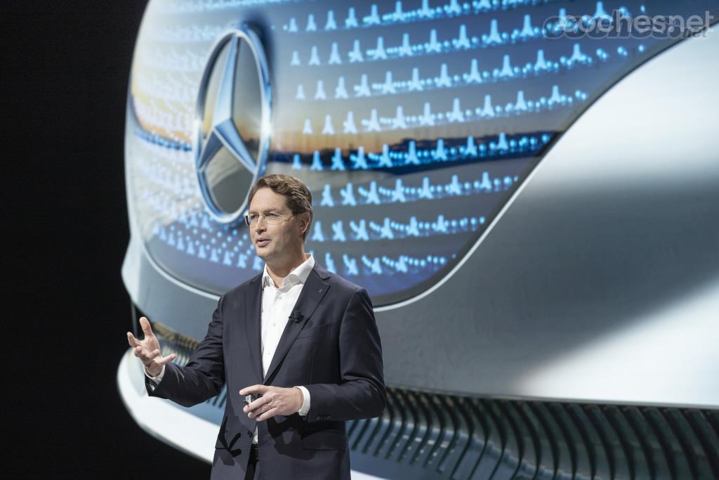 Ola Källenius presentó la nueva estrategia de Mercedes-Benz que busca impulsar la rentabilidad de la compañía.