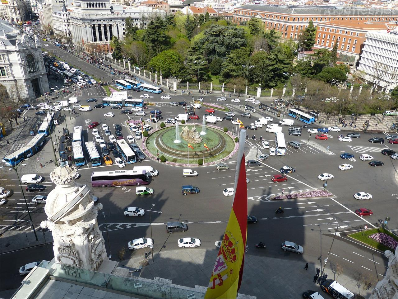 En España se registran cada año casi 130.000 multas  por no tener seguro. Cerca del 50% de los conductores multados estaban circulando en el momento de la denuncia.