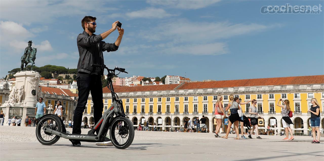 Patinete eléctrico BMW Motorrad X2City 