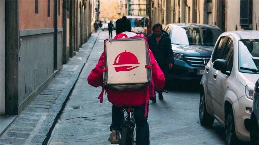 Se prevé un aumento del reparto de e-commerce. El 50% de todas las entregas de mercancías ligeras se podrían realizar en bicicletas de carga, según la Red de Ciudades por la Bicicleta.
