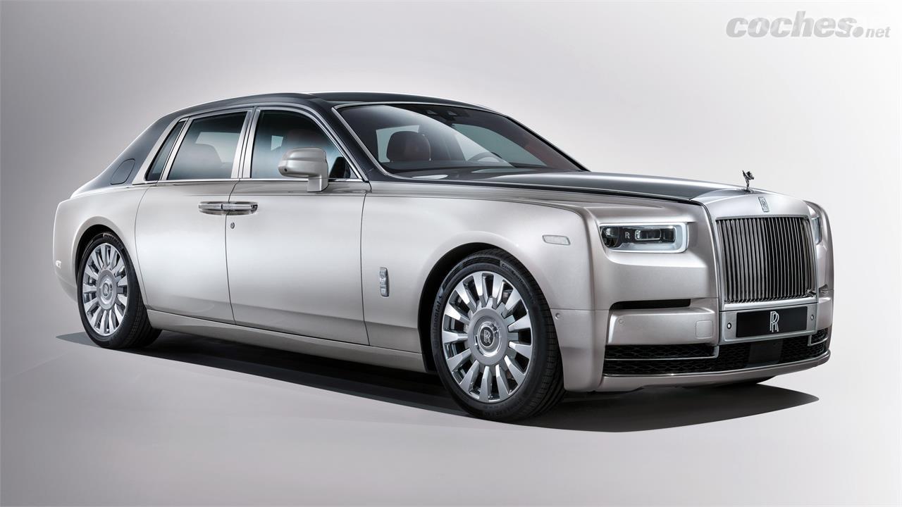 Cuando pensamos en un coche con chófer, Rolls-Royce siempre ocupa el lugar preferente.