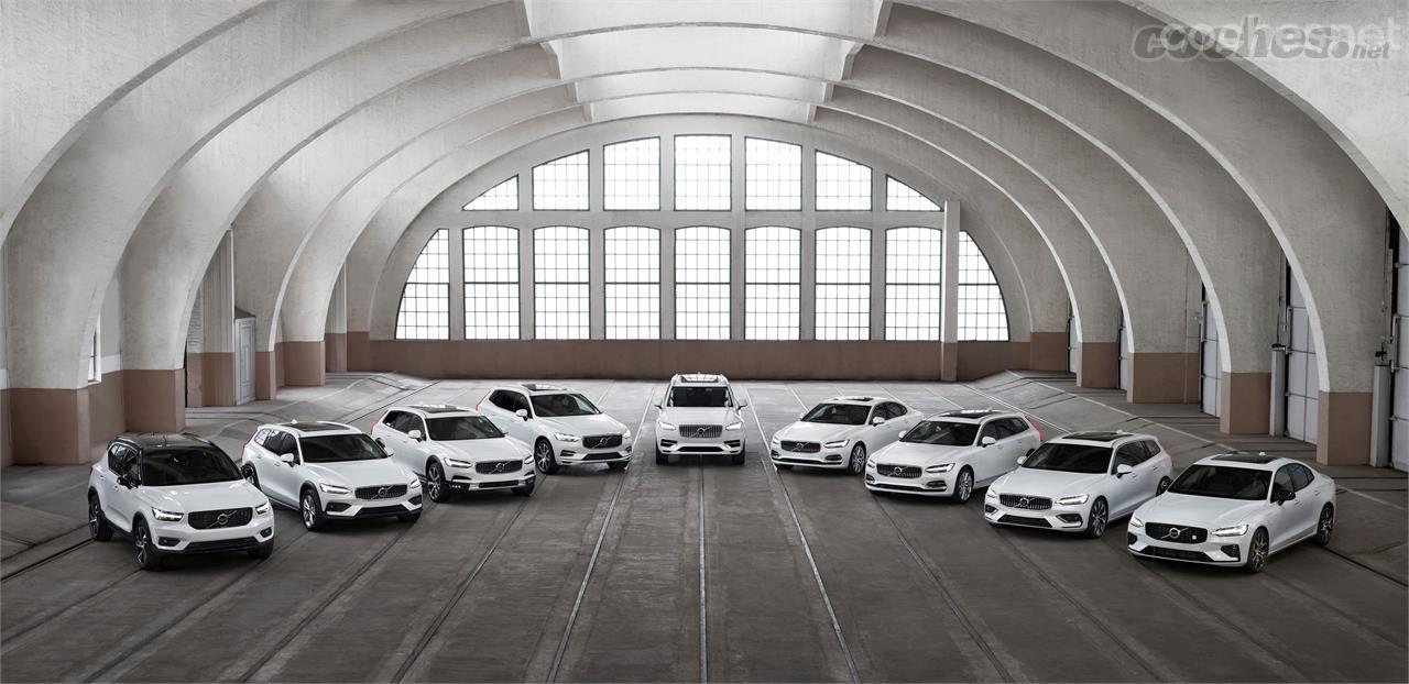 Volvo tiene toda su gama de modelos electrificados. 8 de ellos son híbridos enchufables, y se espera la llegada de 2 nuevos eléctricos 100%