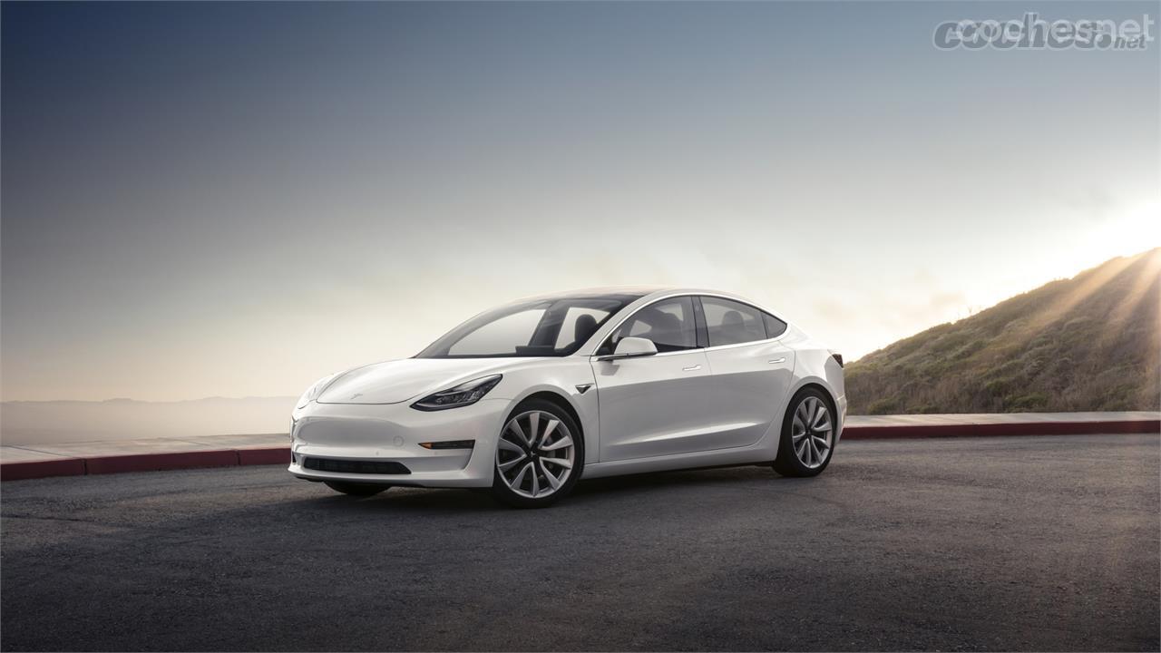 El Tesla Model 3 es otro de los eléctricos con muy buena relación entre precio y rendimiento. En este apartado supera a todos su rivales.