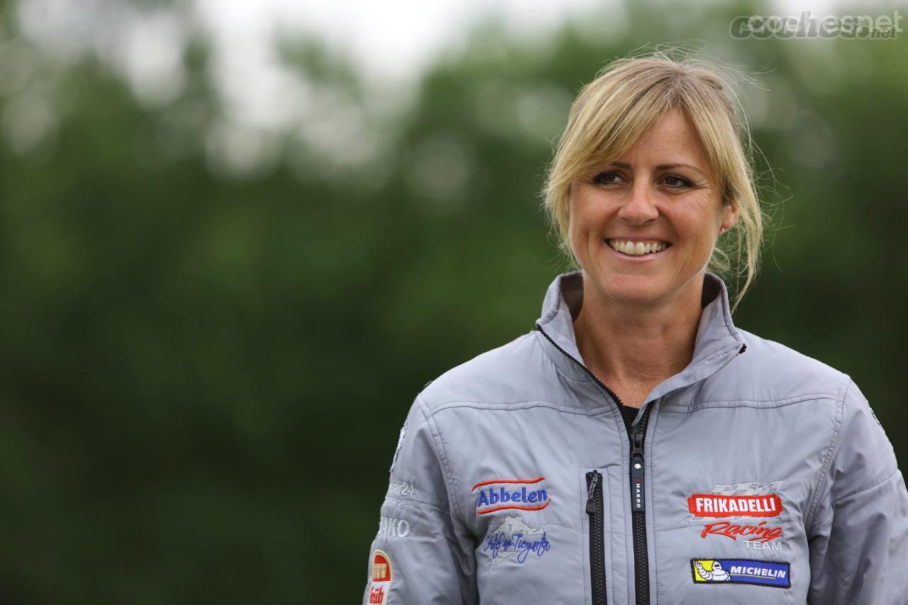 Sabine Schmitz, Mujer del Motor del Año a nivel mundial