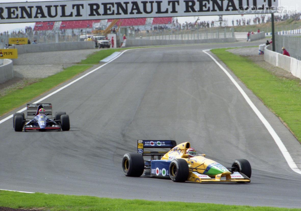 El brasileño Nelson Piquet terminó décimo al volante de este Benetton-Ford en el Gran Premio de España de Formula 1 de 1991.