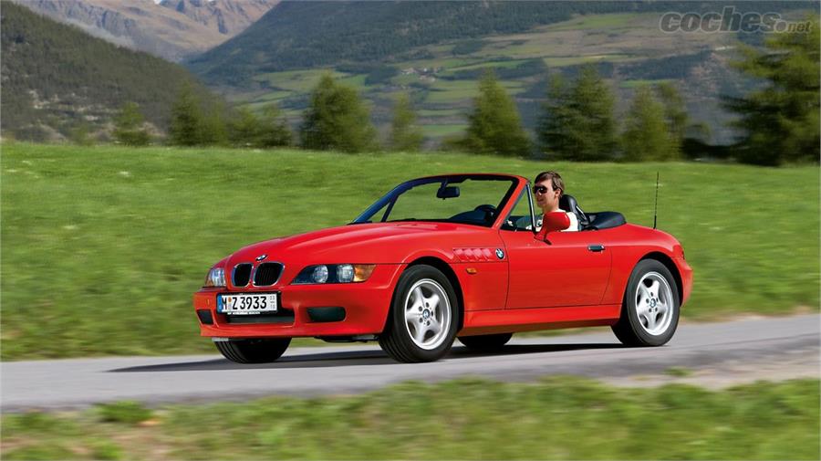 En coches.net encuentras ahora mismo más de 140 unidades de BMW Z3 con precios que empiezan en los 4.000 euros.