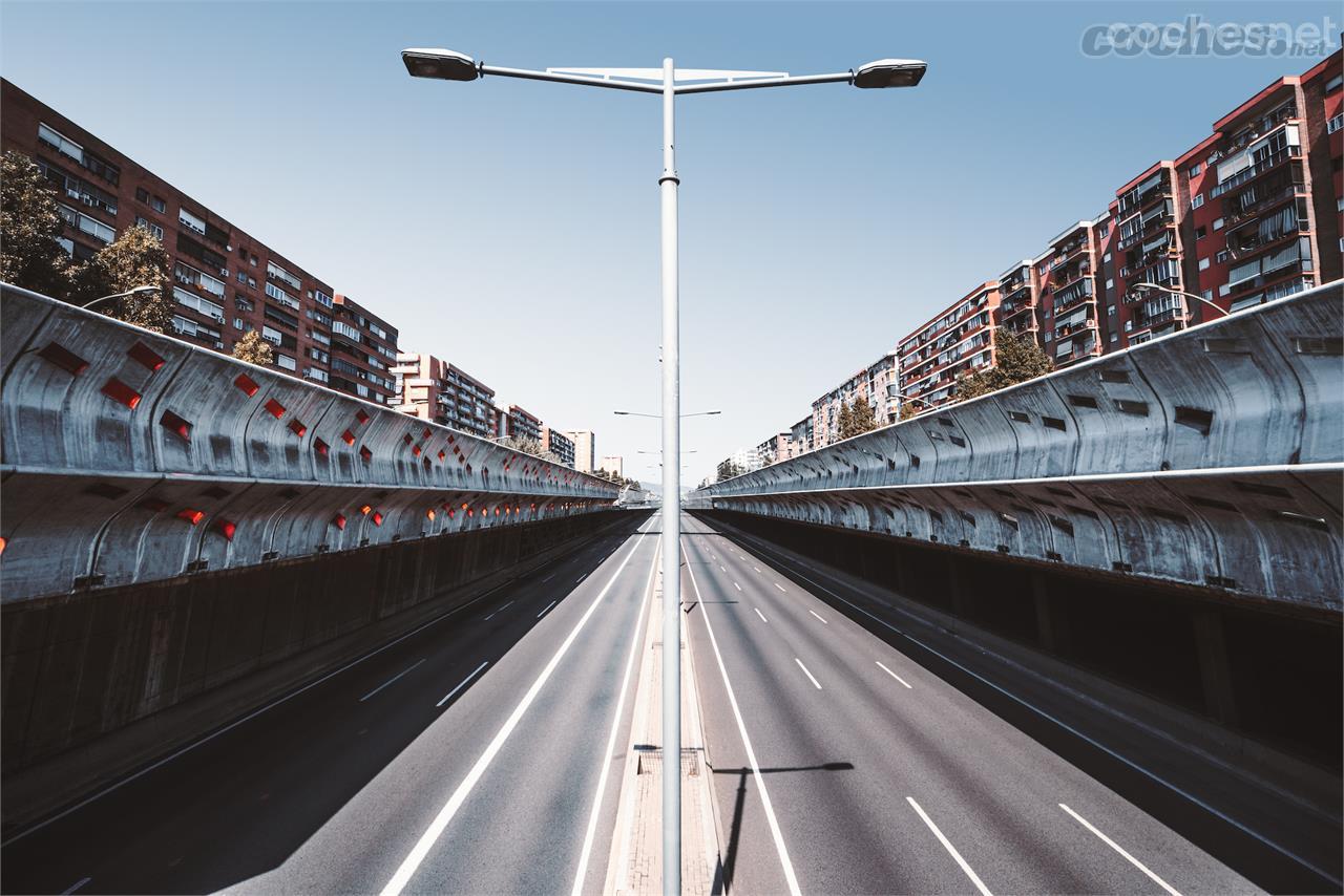 Las medidas aprobadas en las grandes ciudades españoles pretenden reducir la contaminación, pero también buscan reducir el uso del coche como vehículo de movilidad diaria. 