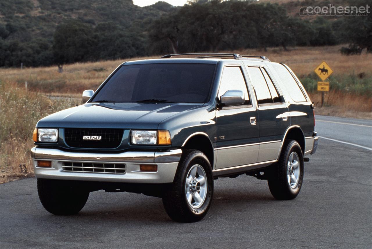 Si este coche te suena sin haberlo visto nunca es porque, dentro de la galaxia General Motors, llegó a España empaquetado como Opel Frontera.