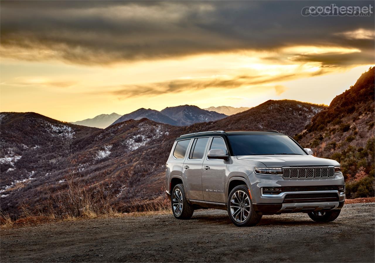 El Jeep Grand Wagoneer es idéntico al Wagoneer. La diferencia es el tamaño... del motor.