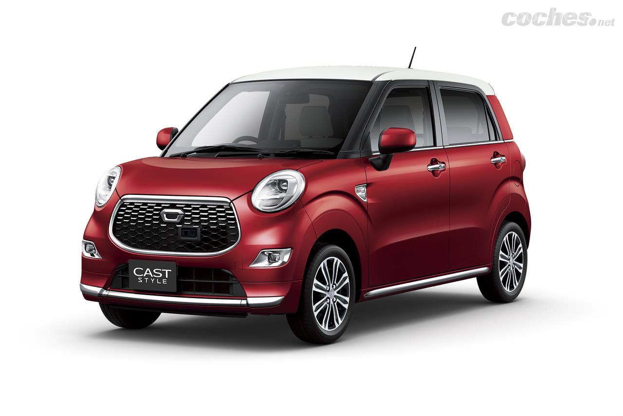 Estilo retro, falsos aires de Mini, cromados por un tubo... el Daihatsu Cast, aquí en su versión Style, también se vende bajo la marca Toyota.