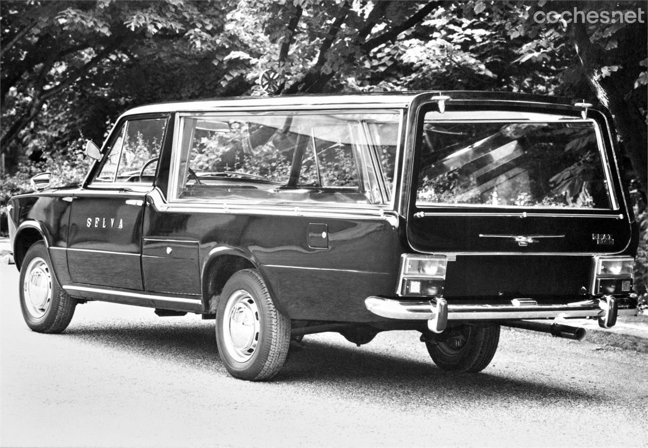 Esto es un Seat 124 convertido en coche fúnebre por Bergadana de Carrocerías. Lo más habitual en las funerarias españolas de la década de 1970.