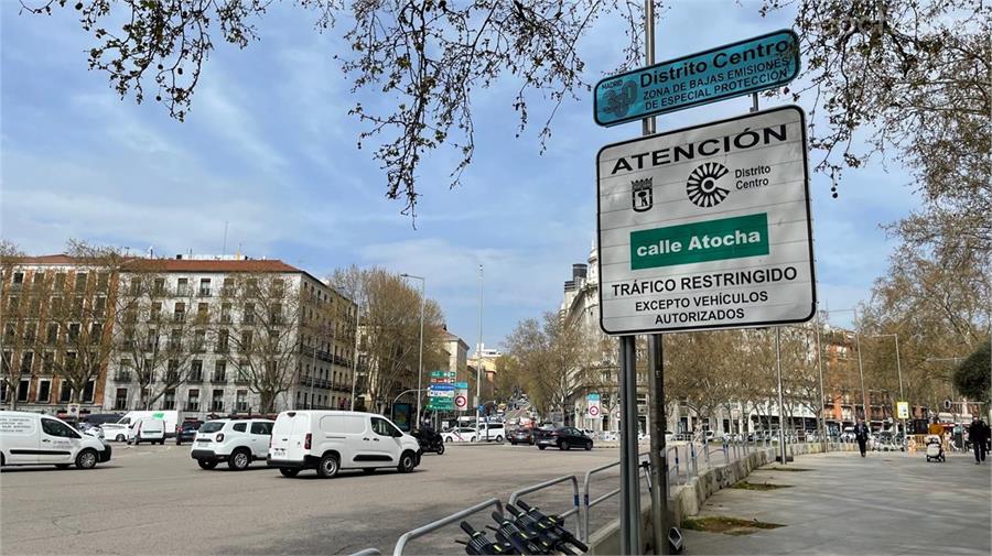 ¿Qué coches no pueden entrar en la ZBE de Madrid?