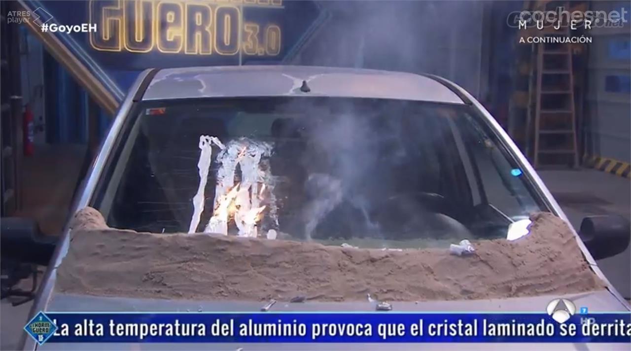 Para celebrar su centenario, en el programa de TV ‘El Hormiguero’ el parabrisas laminado fue sometido al calor simulado de lava volcánica.