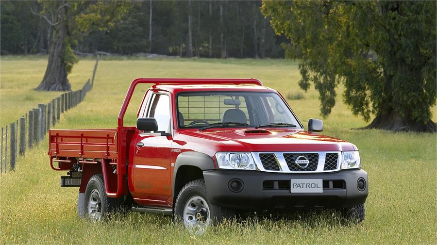 El Nissan Patrol de la anterior generación sigue al pie del cañón como herramienta de trabajo en diferentes países.