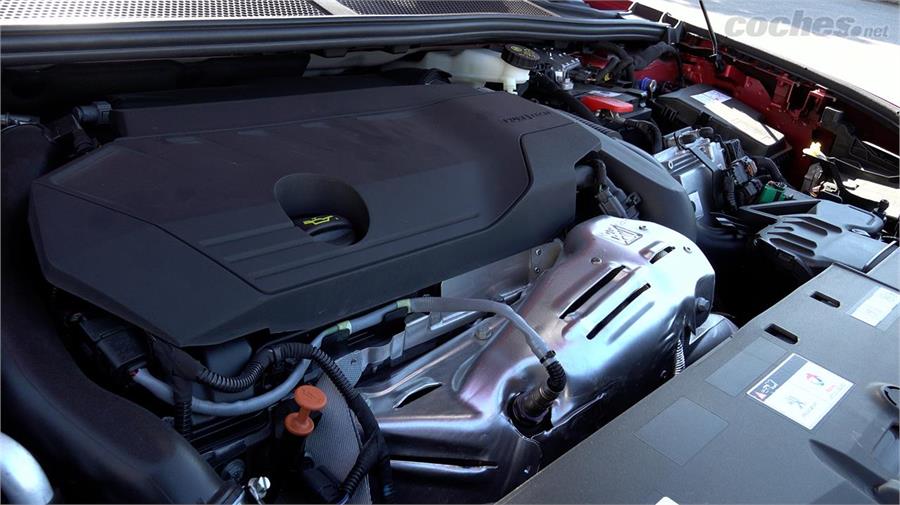 El motor híbrido del Peugeot 308 GT Hybrid se basa en un motor de gasolina de 1.6 litros. 