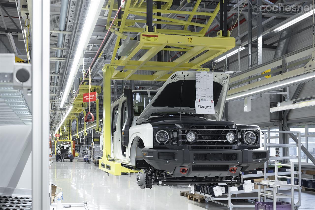 El Ineos Grenadier se construye en Hambach (Francia) en la misma planta de Daimler donde se fabrica el Smart Fortwo. 