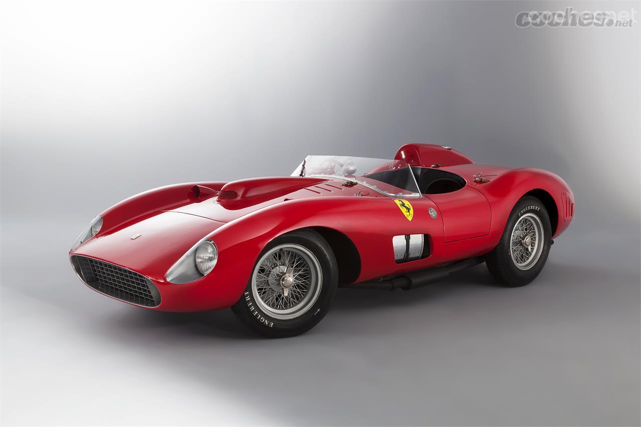 El rojo no sólo es de Ferrari, también de Alfa Romeo, Bizzarrini, Maserati, OSCA, Stanguellini... En imagen un Ferrari 335S como el que pilotó el Marqués de Portago.