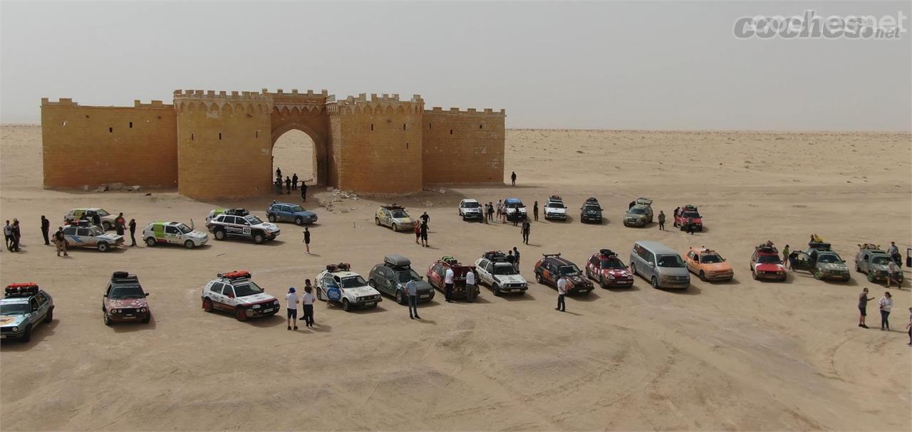 La caravana de la Volkswagen Golf Challenge 2022 hace paradas en los lugares más turísticos. Es un raid no competitivo, su filosofía es recorrer y conocer el país. 