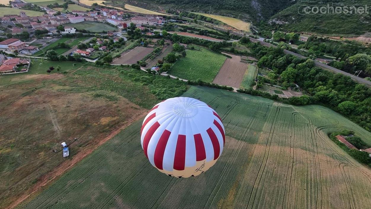 A balloon ride over the Rioja vineyards is one of the area's attractions along with wine tourism or the Camino de Santiago.