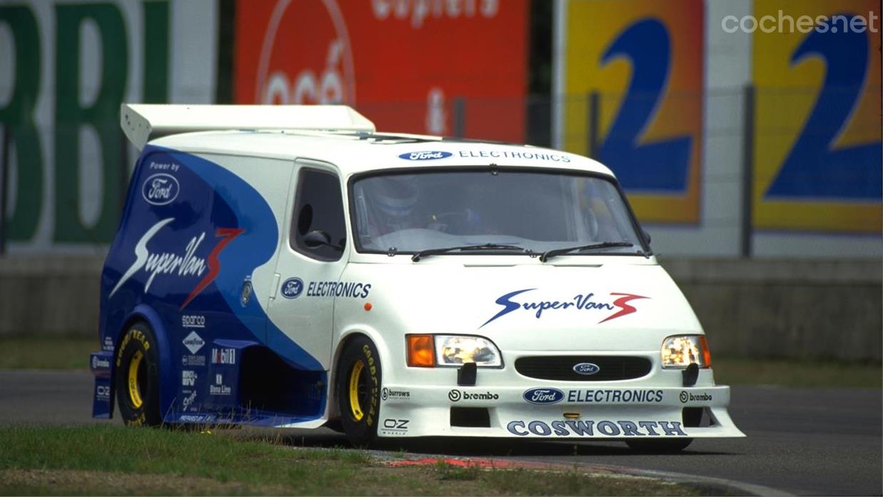 The recipe for the third edition of the Supervan was similar to the second, always with a Formula 1 engine.